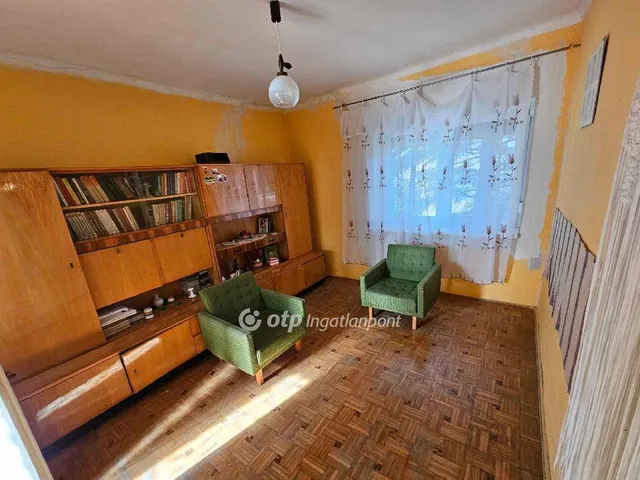 Eladó mezőgazdasági ingatlan Tiszajenő 58 nm
