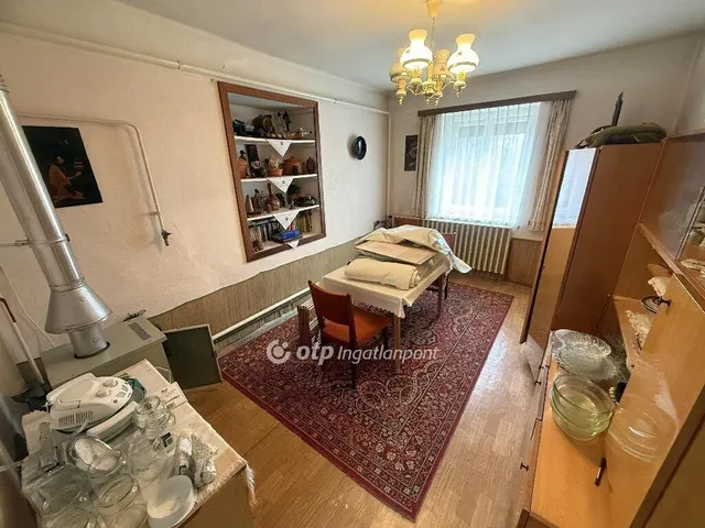 Eladó ház Kocsér 108 nm