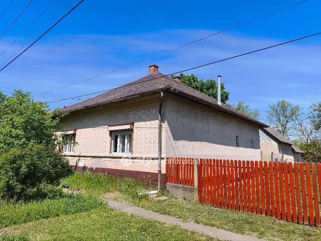 Eladó ház Nagyiván 86 nm