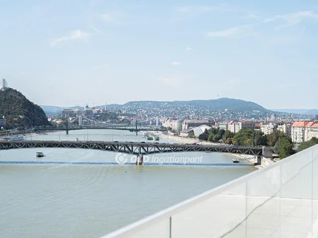 Eladó lakás Budapest IX. kerület 134 nm