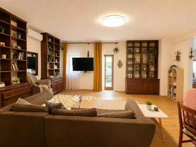 Eladó ház Újszász 120 nm