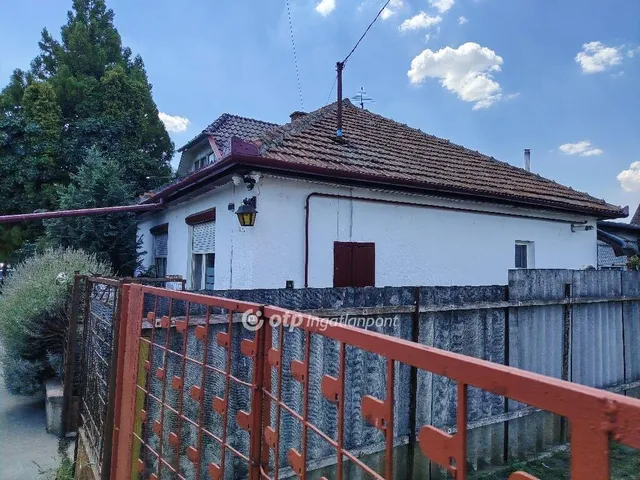 Eladó ház Szolnok 85 nm