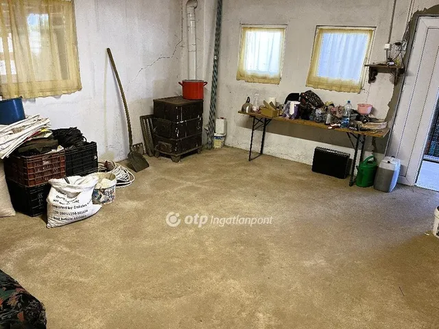 Eladó kereskedelmi és ipari ingatlan Mezőtúr 110 nm