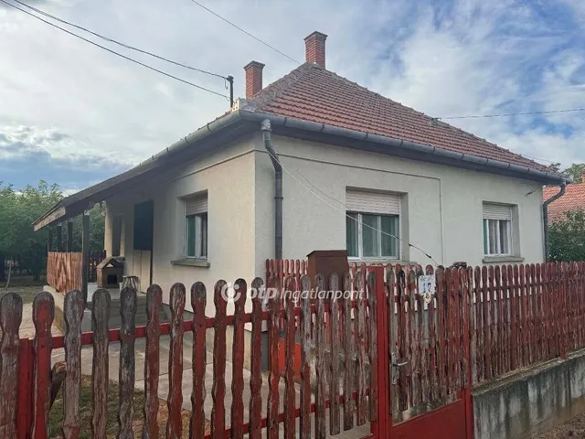 Eladó ház Tápiógyörgye 83 nm