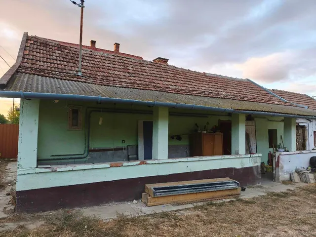 Eladó ház Tiszaörs 50 nm