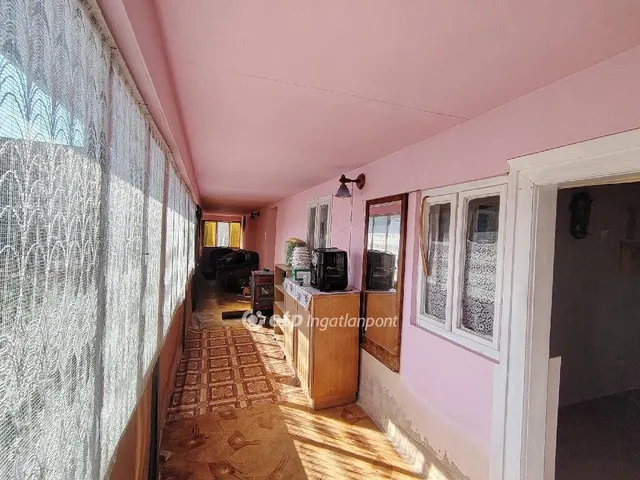 Eladó ház Tiszaszentimre 77 nm