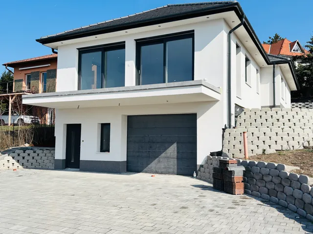 Eladó ház Szentendre, Pismány 178 nm