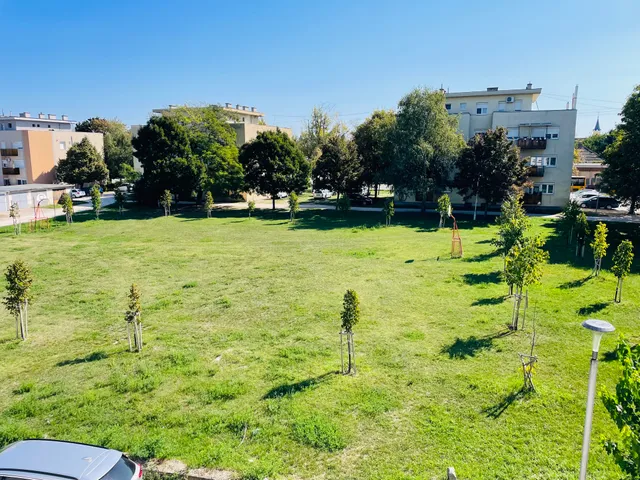 Eladó lakás Komárom 54 nm