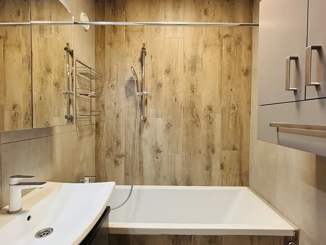 Eladó lakás Budapest III. kerület, Békásmegyer 57 nm