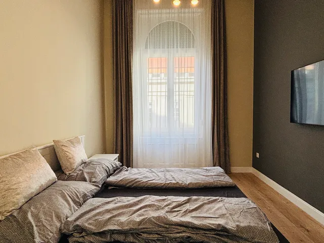 Kiadó lakás Budapest V. kerület, Lipótváros, Hold utca 25. 84 nm