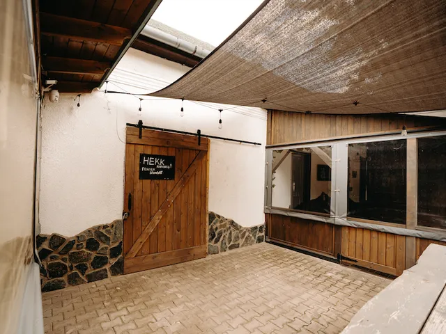 Eladó kereskedelmi és ipari ingatlan Leányfalu 110 nm