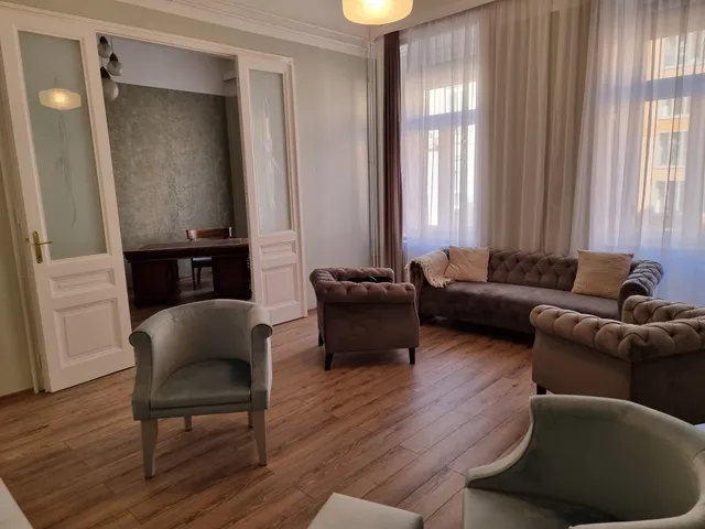 Eladó lakás Szeged, Belváros 80 nm