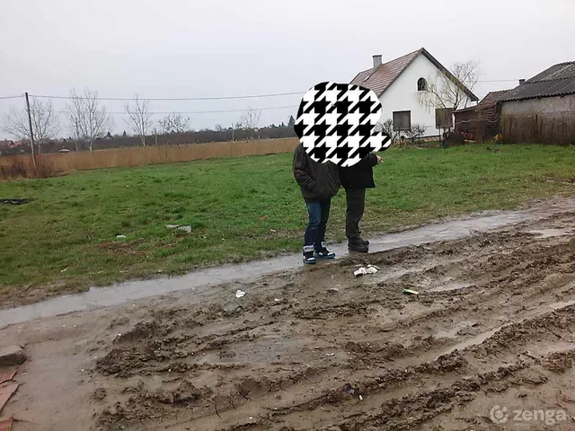Eladó telek Abádszalók 353 nm