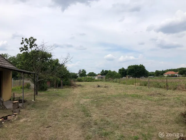 Eladó ház Cegléd, Hetedik dűlő 28 nm