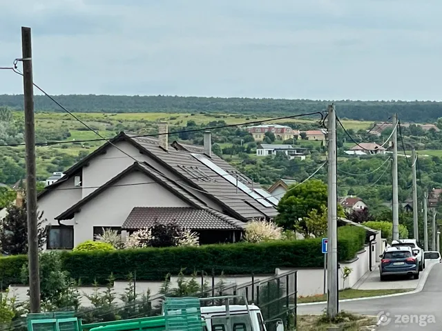 Eladó ház Sóskút 150 nm