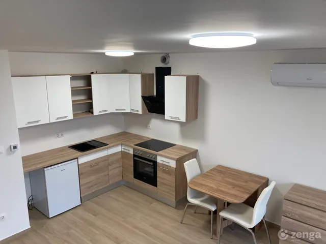 Eladó lakás Levél 31 nm