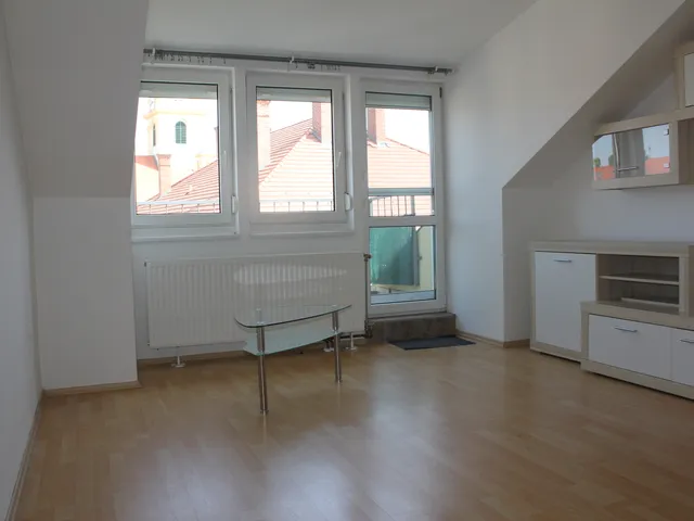 Eladó lakás Kapuvár 57 nm