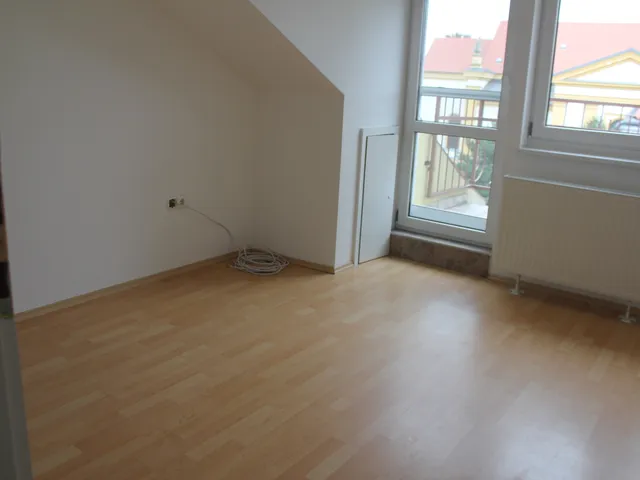 Eladó lakás Kapuvár, Fő tér 57 nm