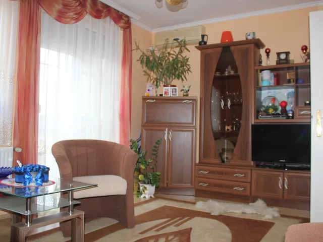 Eladó lakás Kapuvár 56 nm
