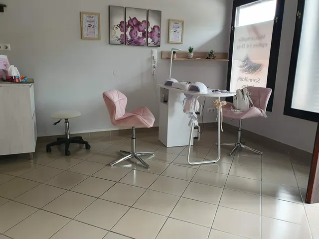 Kiadó kereskedelmi és ipari ingatlan Csorna 30 nm