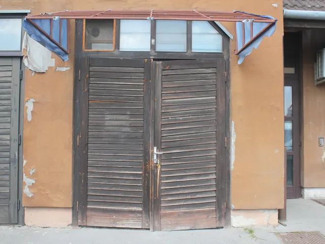 Eladó garázs Kapuvár 15 nm