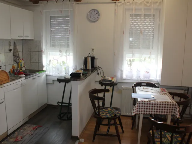 Eladó lakás Kapuvár 58 nm