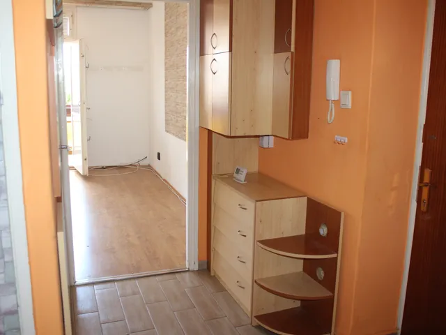 Eladó lakás Kapuvár 54 nm
