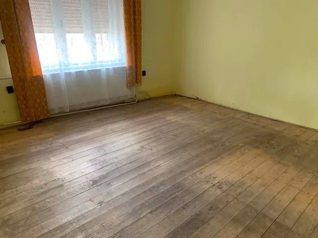 Eladó ház Szil 80 nm