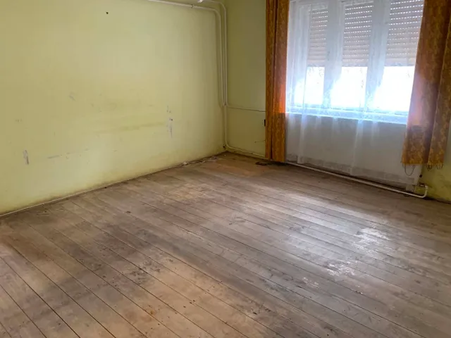 Eladó ház Szil 80 nm