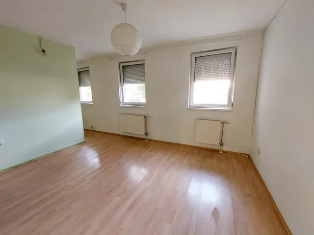Eladó lakás Budapest XXI. kerület, Csepel Belváros, Kiss János altábornagy u. 35 nm