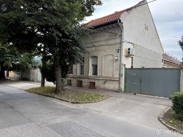 Eladó lakás Budapest X. kerület 72 nm