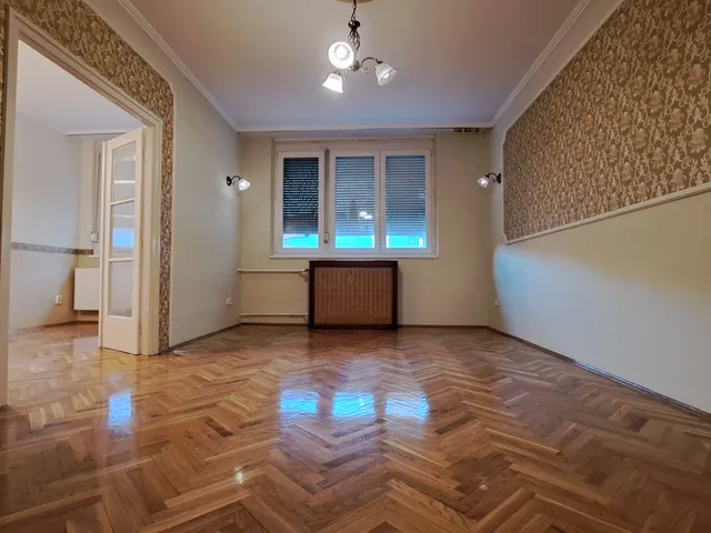 Kiadó lakás Kecskemét, Belváros 53 nm