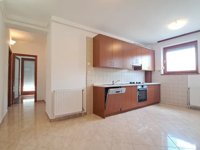 Eladó lakás Kecskemét, Vacsihegy 82 nm
