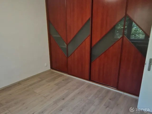 Eladó lakás Tata, Új út 28 68 nm