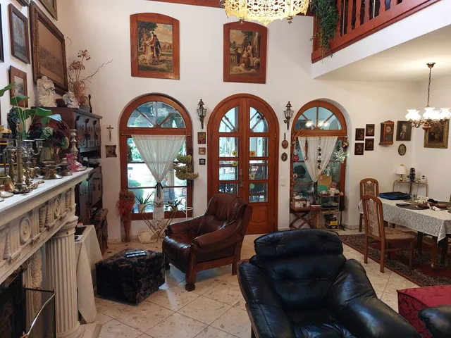 Eladó ház Csánig 300 nm