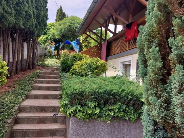 Eladó ház Salgótarján, Baglyasalja 140 nm