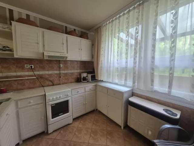 Eladó lakás Salgótarján, Forgáchtelep 80 nm