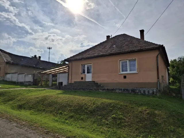 Eladó ház Kálló 110 nm