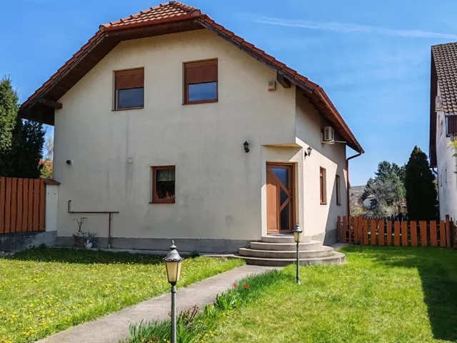 Eladó ház Pásztó 300 nm