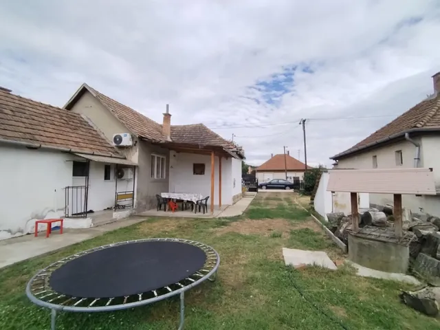 Eladó ház Szajla 72 nm