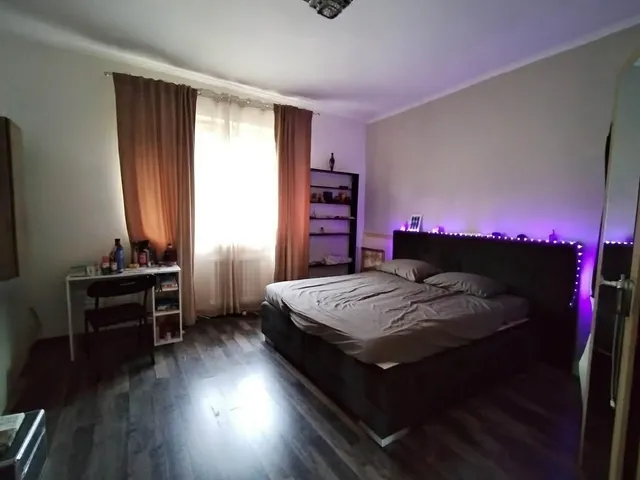 Eladó ház Apc 136 nm