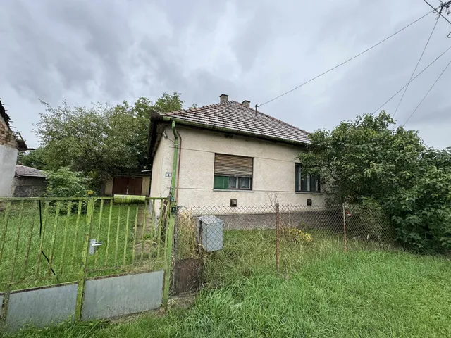 Eladó ház Bátonyterenye 88 nm