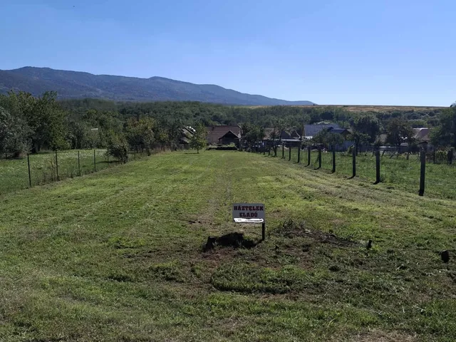 Eladó telek Pásztó, Hasznos 900 nm
