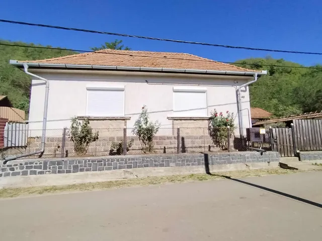 Eladó ház Recsk 70 nm