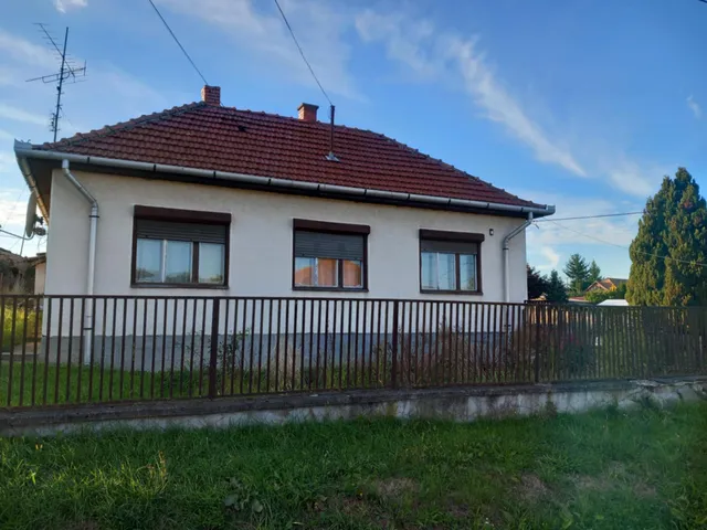 Eladó ház Bátonyterenye 80 nm