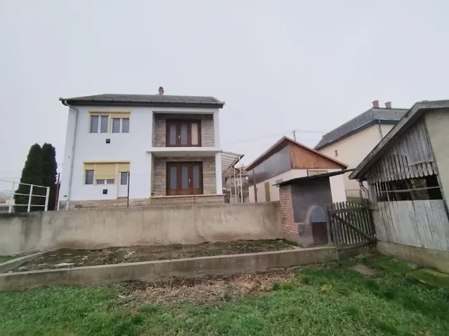 Eladó ház Mihálygerge 146 nm