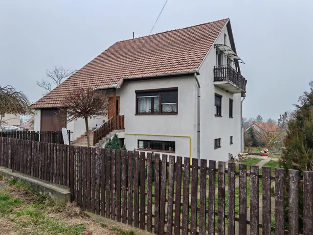 Eladó ház Bátonyterenye, Maconka 107 nm