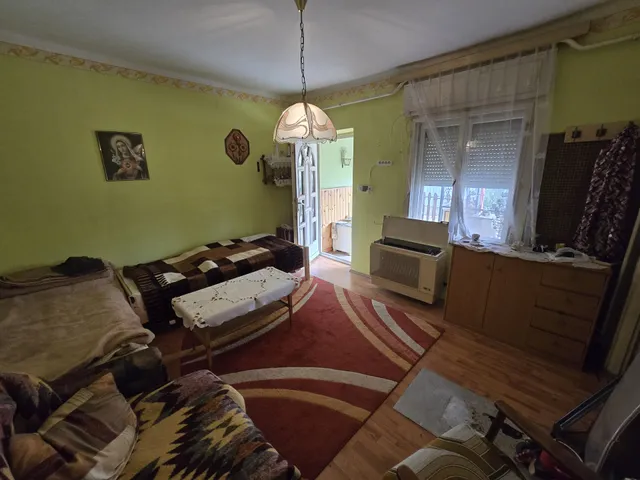 Eladó ház Nagylóc 93 nm