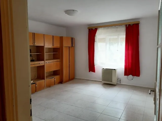 Eladó ház Felsőtold 135 nm