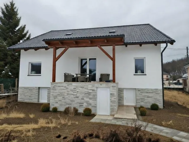 Eladó ház Mátraszele 172 nm